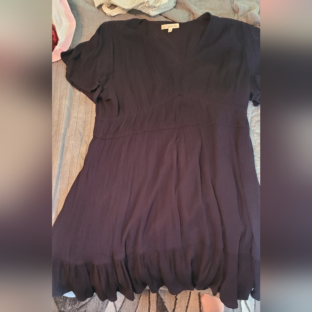 Elegant Black V-Neck Dress